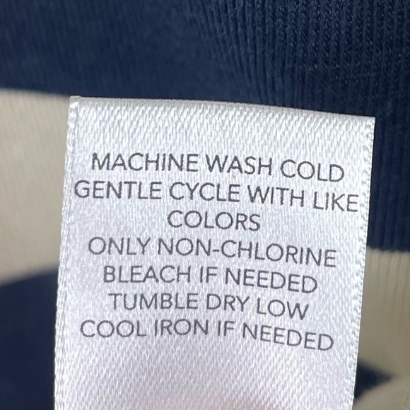 Christopher & Banks NWT Striped Crew T-Shirt 3/4 Sleeves Navy W/ Ombre Yellow M - Picture 13 of 14